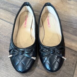 kenzie girl Quilted Black Flats w/ Bow | Size 13